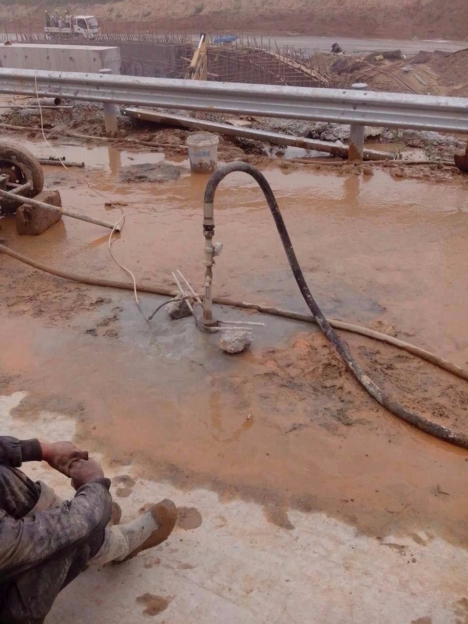 净潭乡路基压密注浆